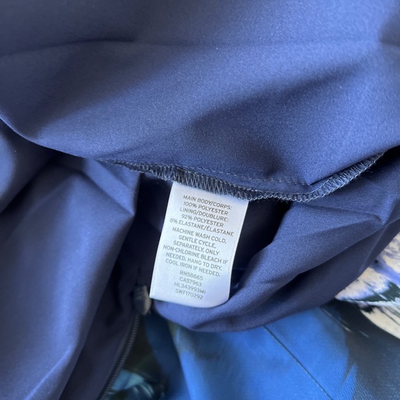 Chelsea28 Print Faux Wrap Dress In Navy Mixed Floral Size 8 - Picture 12 of 13